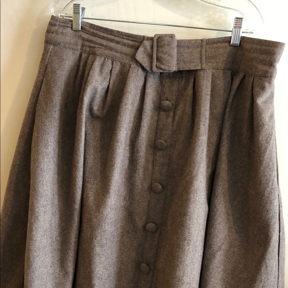 Wool skirt